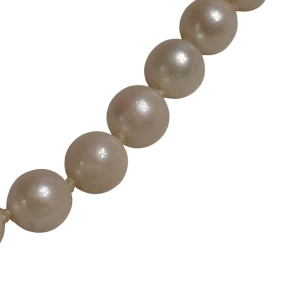 Pearls in good condition 14k clasp - Picture 3 of 5